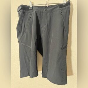 Zoic mountain bike shorts size small